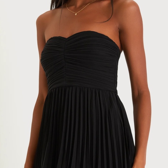 Lulus Black Strapless Tiered Pleated Maxi Dress NWT/Wedding Guest/Formal/Evening - Picture 4 of 7